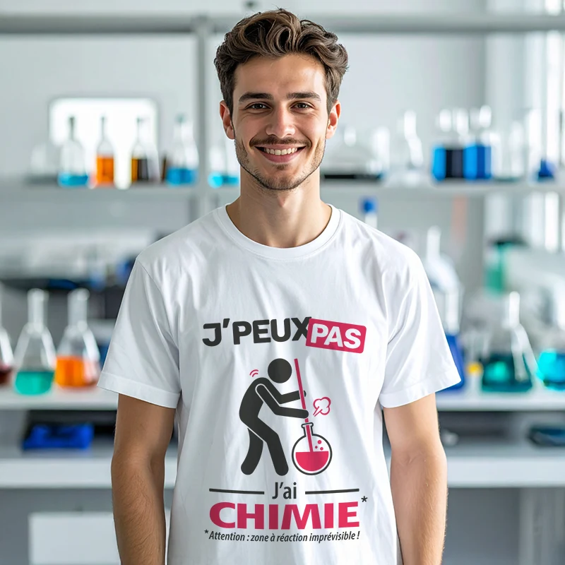 Idée cadeau 'Je peux pas, j’ai chimie' imprimé sur t-shirt pour homme chimiste