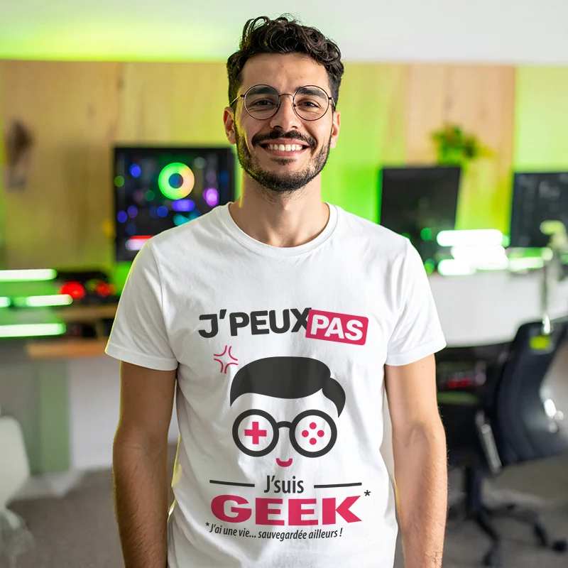 Idée cadeau 'Je peux pas, je suis geek' imprimé sur t-shirt pour homme informaticien
