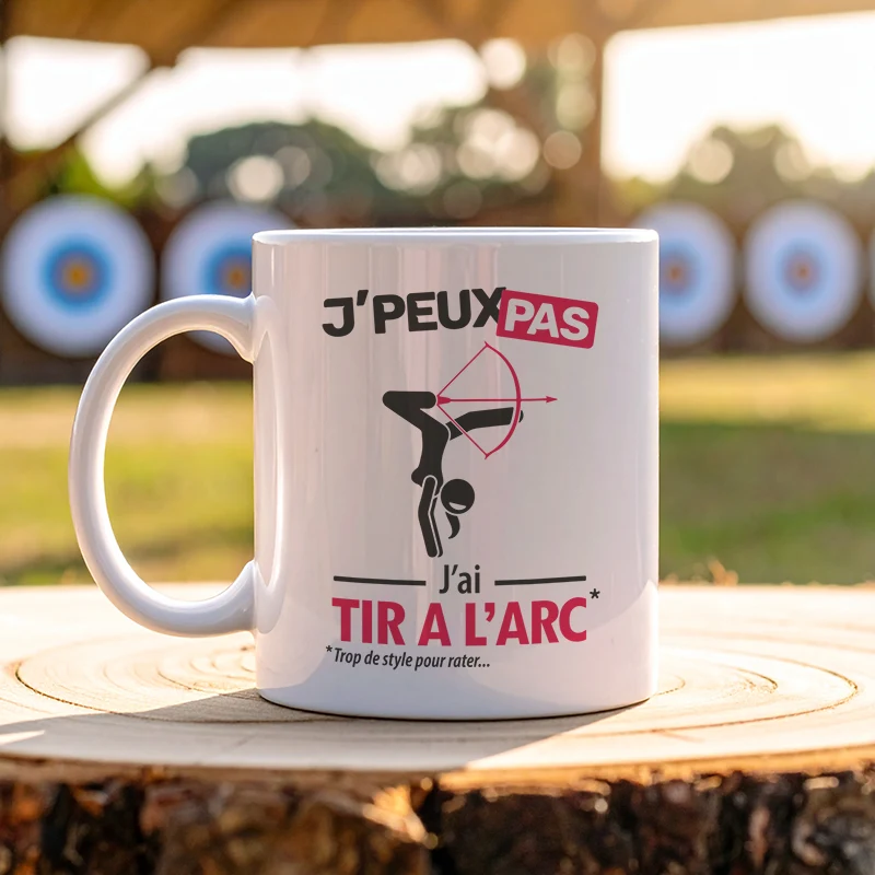 Accessoires mug et tasse avec le message 'Je peux pas, j’ai tir à l'arc' pour femme