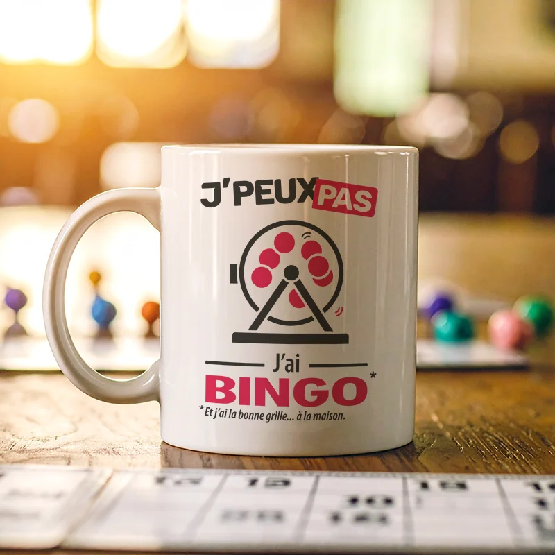 Accessoires mug et tasse avec le message 'Je peux pas, j’ai bingo'