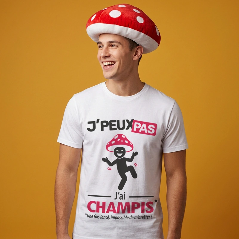Homme drôle prêt pour la cueillette avec son t-shirt 'je peux pas j'ai champis'
