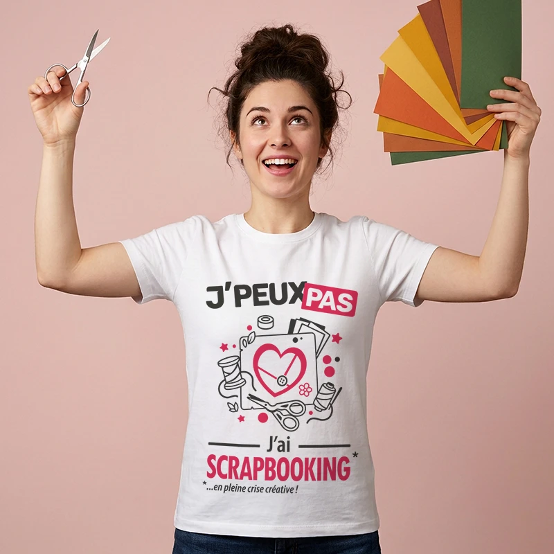Design de t-shirts drôles 'je peux pas j'ai scrapbooking' pour femme créative